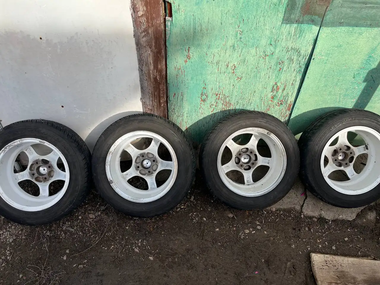 Продам литье на резине R14 4x98 - Диски и шины (Запчасти) в Оренбург