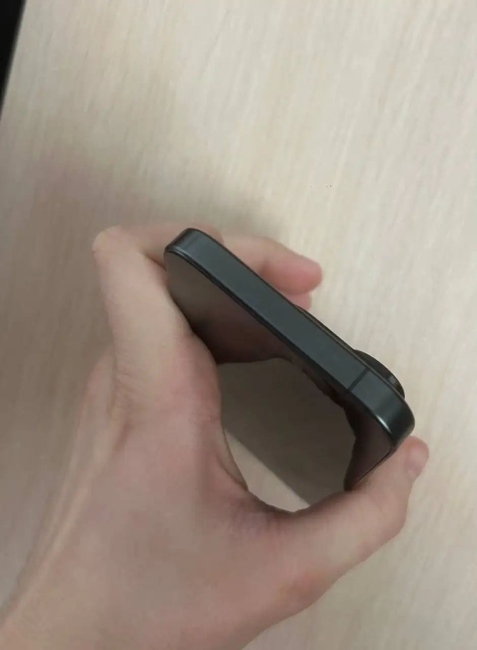 iPhone 15 Pro 256gb Black Titanium - Смартфоны и телефоны (Электроника) в Оренбург