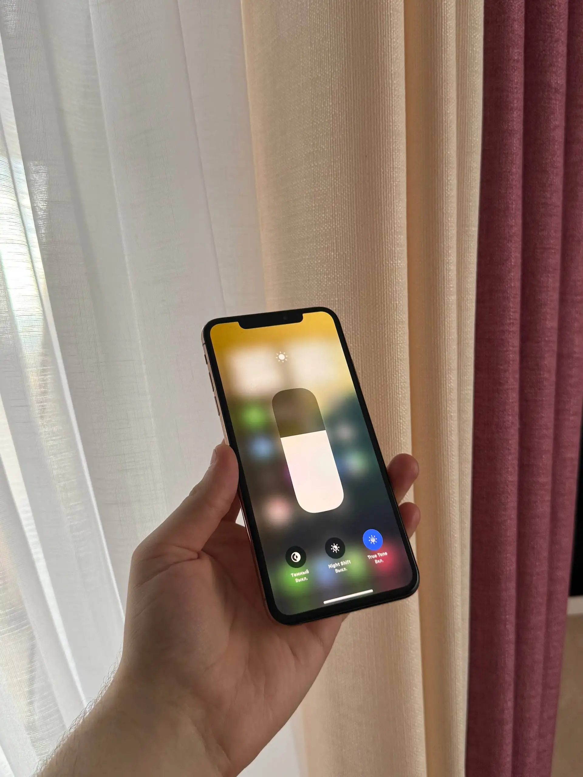 Продам iPhone Xs Max 256 GB Gold в отличном состоянии - Смартфоны (Электроника) в Оренбург