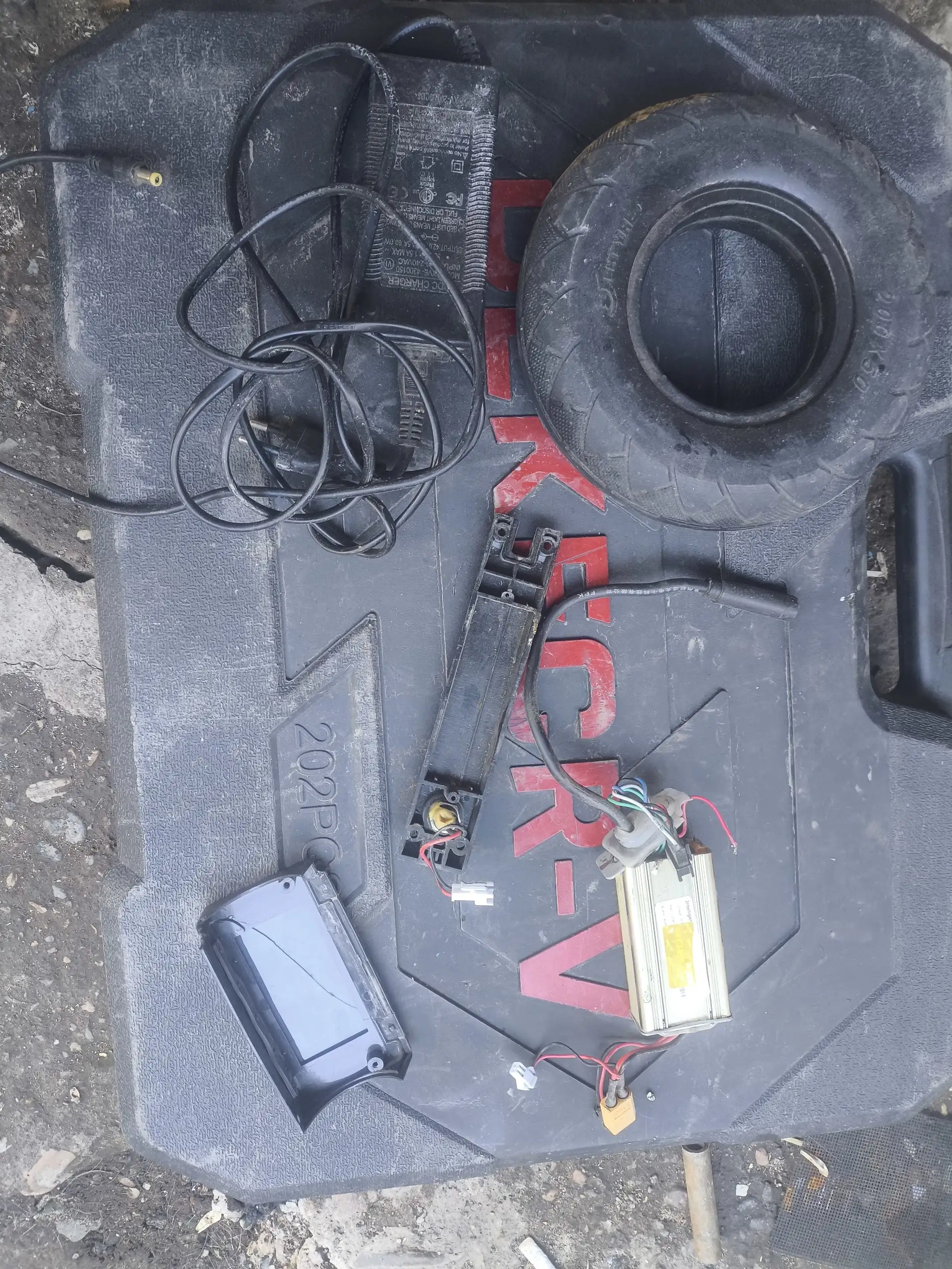 Продажа запчастей ВАЗ 2110 и электросамоката Kugo 3 - Автозапчасти (Запчасти) в Оренбург