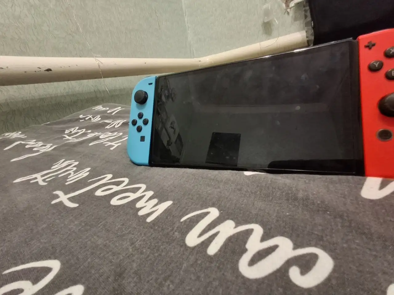 Продам Nintendo Switch с играми - Игровые приставки (Электроника) в Оренбург