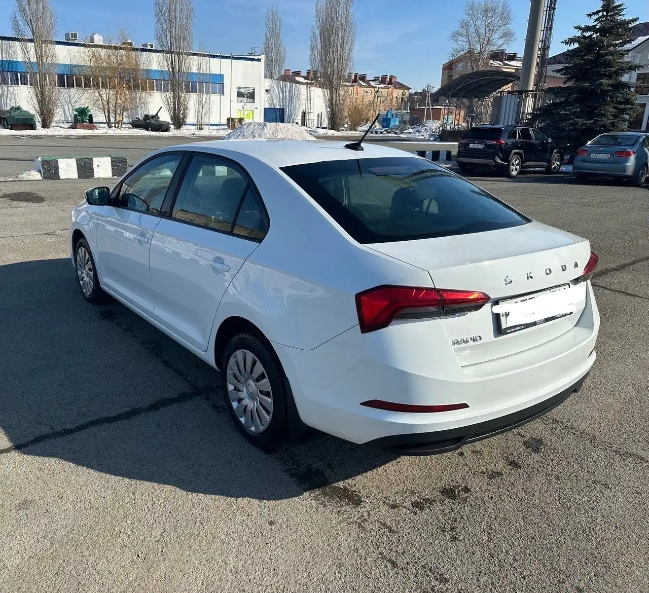 Продам SKODA RAPID 2021 года - Легковые автомобили (Авто) в Оренбург