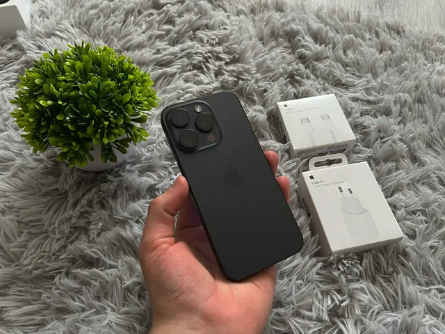 Продам iPhone 15 Pro 256 GB Titanium Black - Вейп в Оренбург