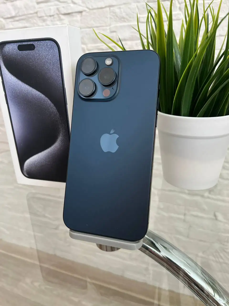 iPhone 15 Pro Max 256 GB в отличном состоянии - Смартфоны (Электроника) в Оренбург