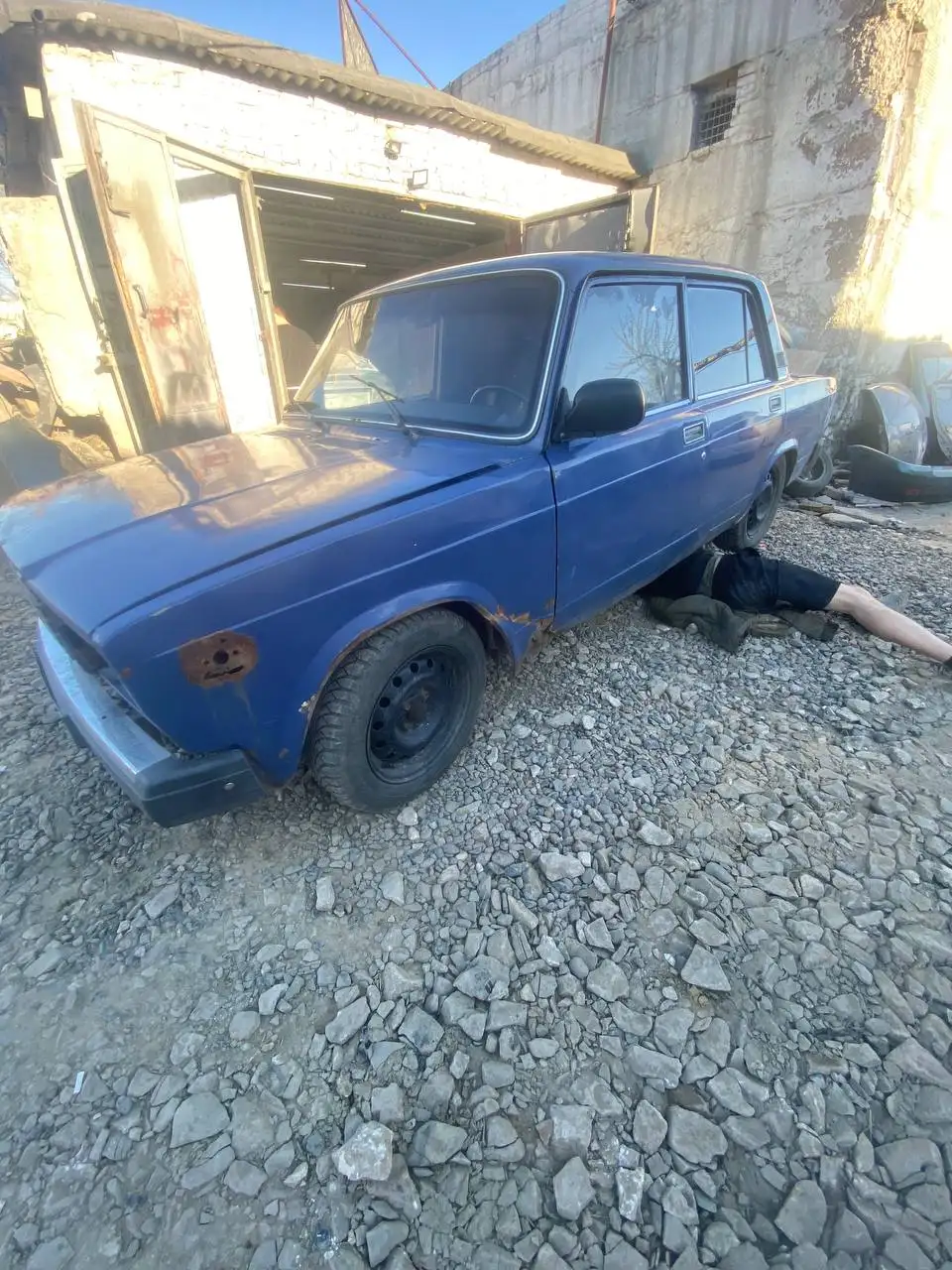 Продам редуктор и инжектор для автомобиля - Запчасти в Оренбург