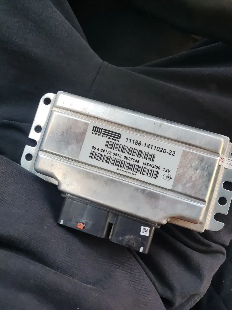 Запрос на покупку запчастей для автомобиля Гранта - Электронные блоки управления (ЭБУ) (Запчасти) в Оренбург