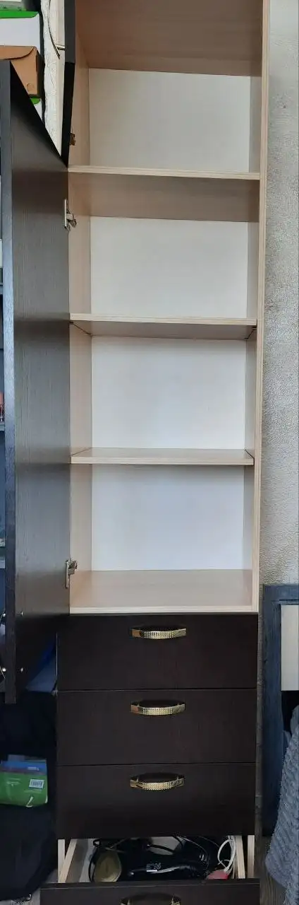 Продажа двух шкафов в отличном состоянии - Мебель (Барахолка) в Оренбург