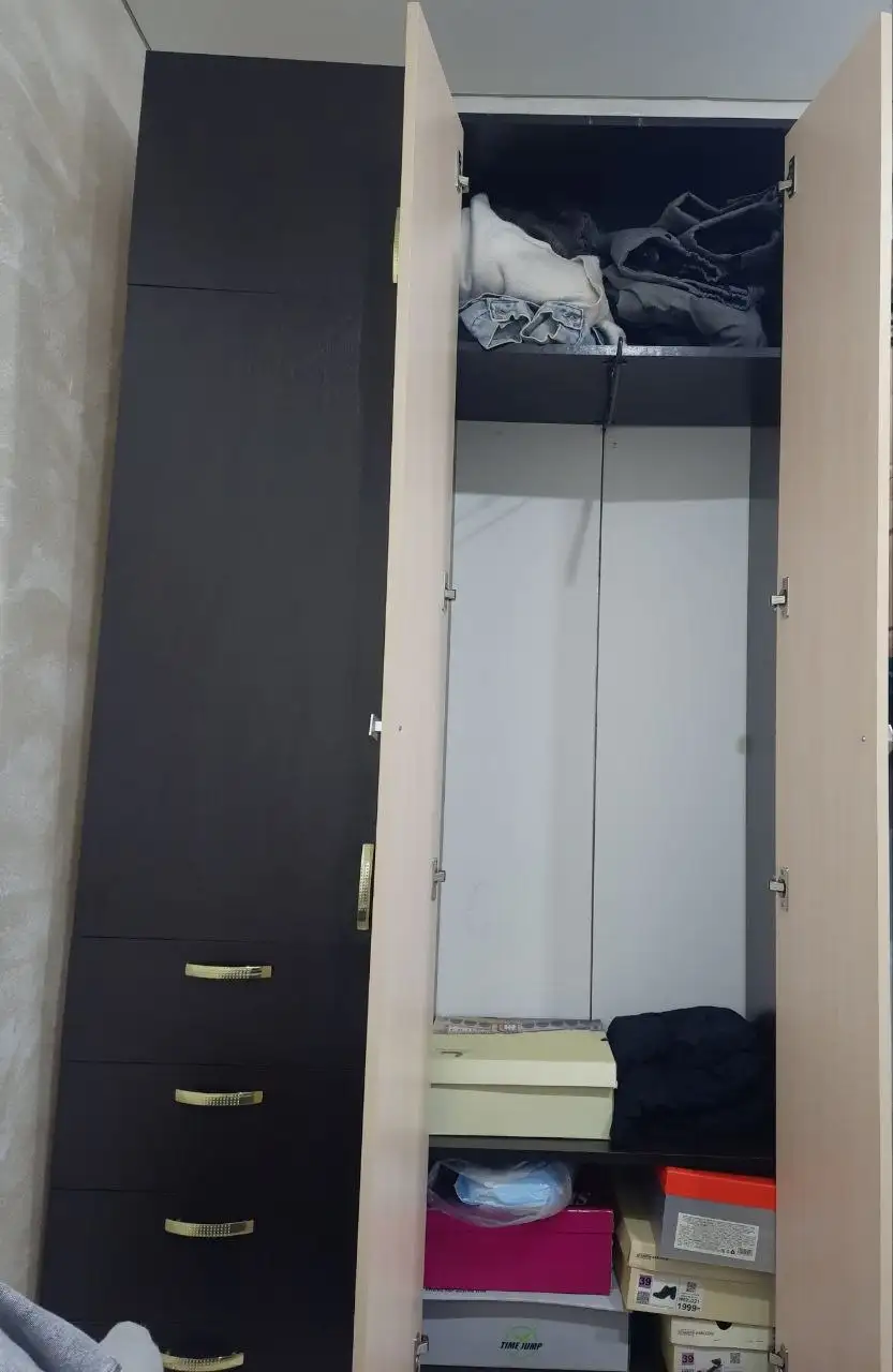 Продажа двух шкафов в отличном состоянии - Мебель (Барахолка) в Оренбург