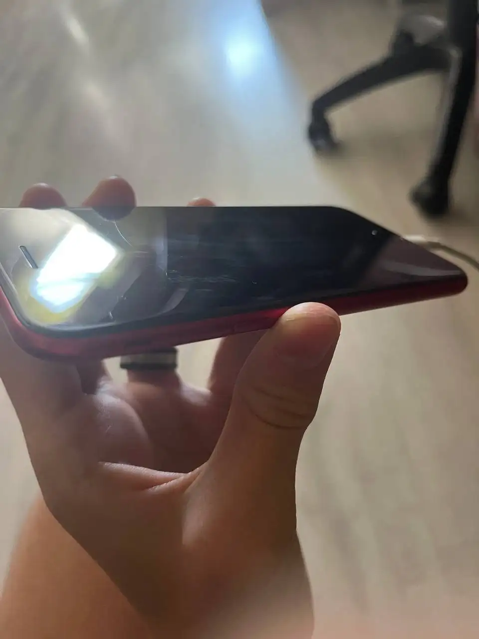 Обмен iPhone SE 2020 на iPhone 8 - Смартфоны и телефоны (Электроника) в Оренбург