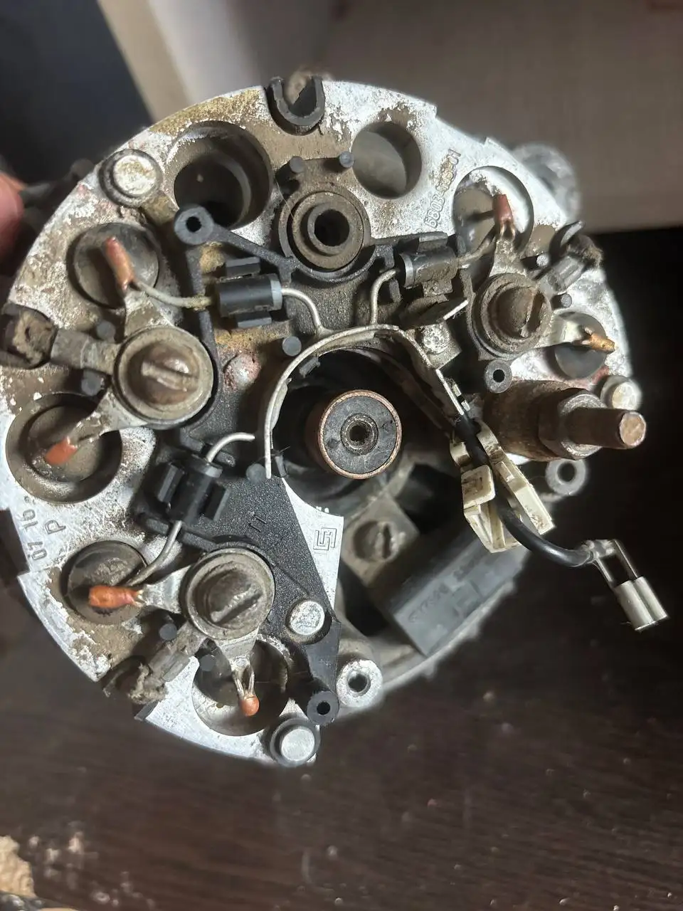 Продажа генератора, канистры, колонок и магнитолы - Барахолка в Оренбург