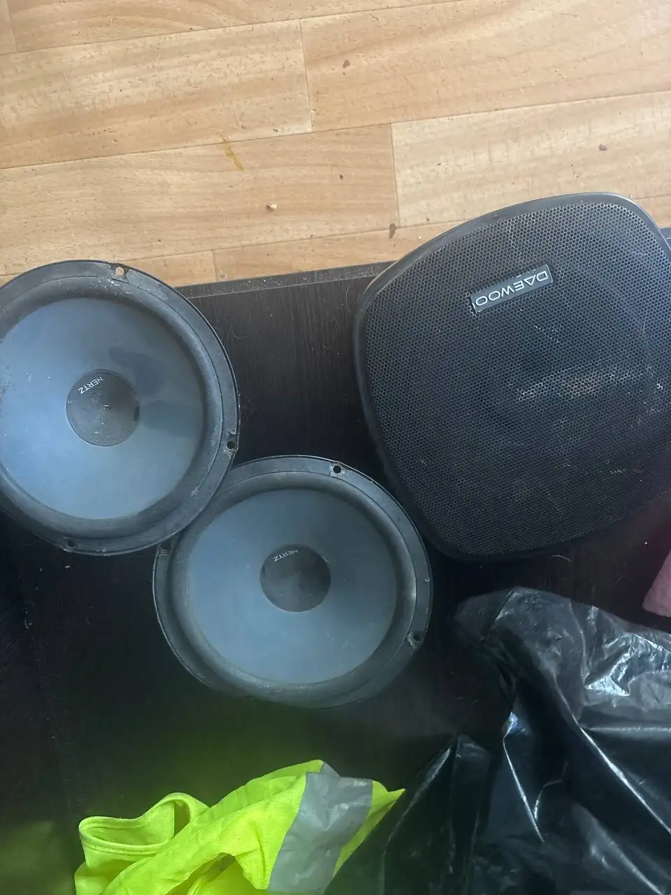 Продажа генератора, канистры, колонок и магнитолы - Барахолка в Оренбург