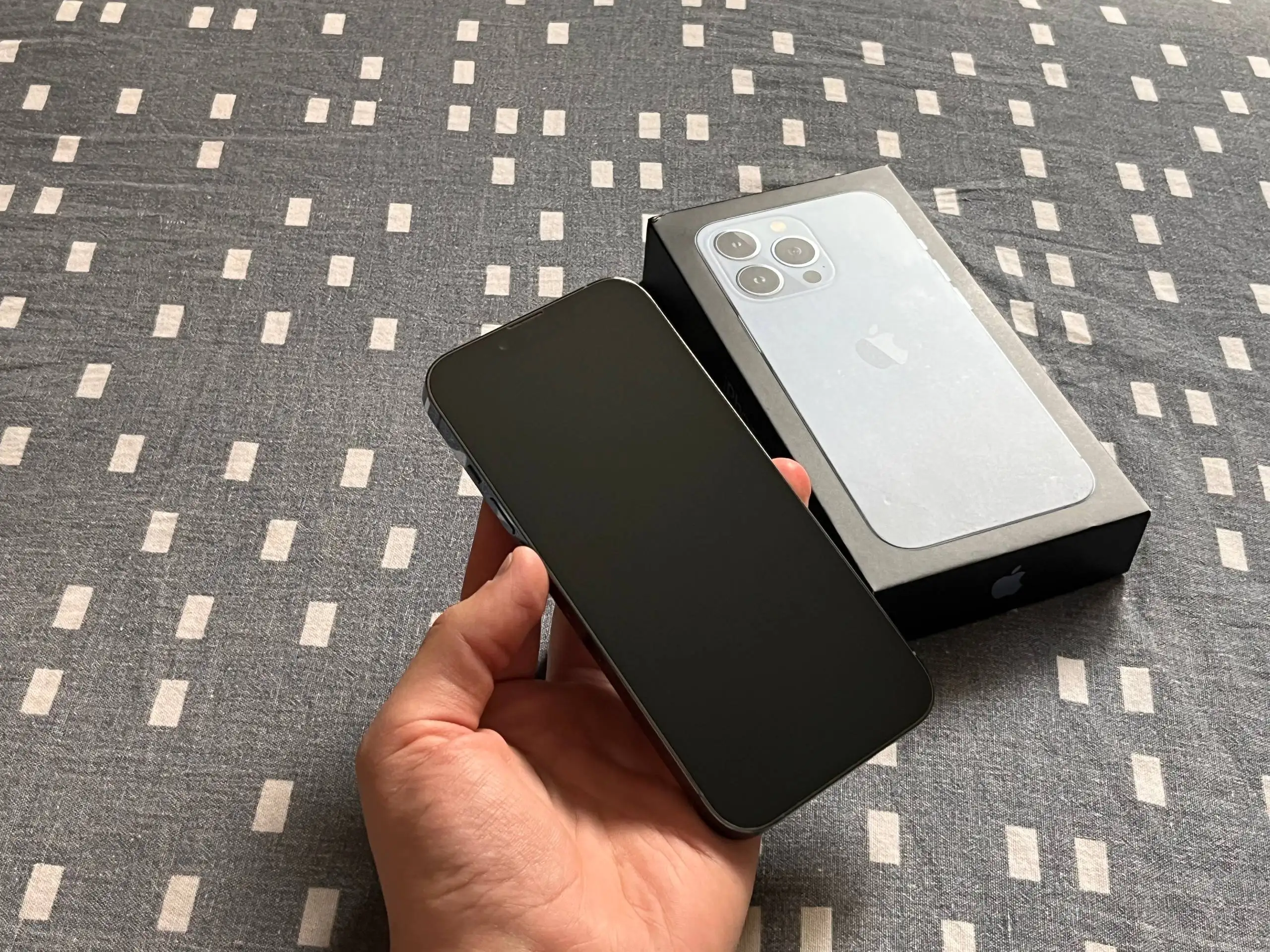 iPhone 13 Pro 256 GB Blue - Смартфоны и планшеты (Электроника) в Оренбург