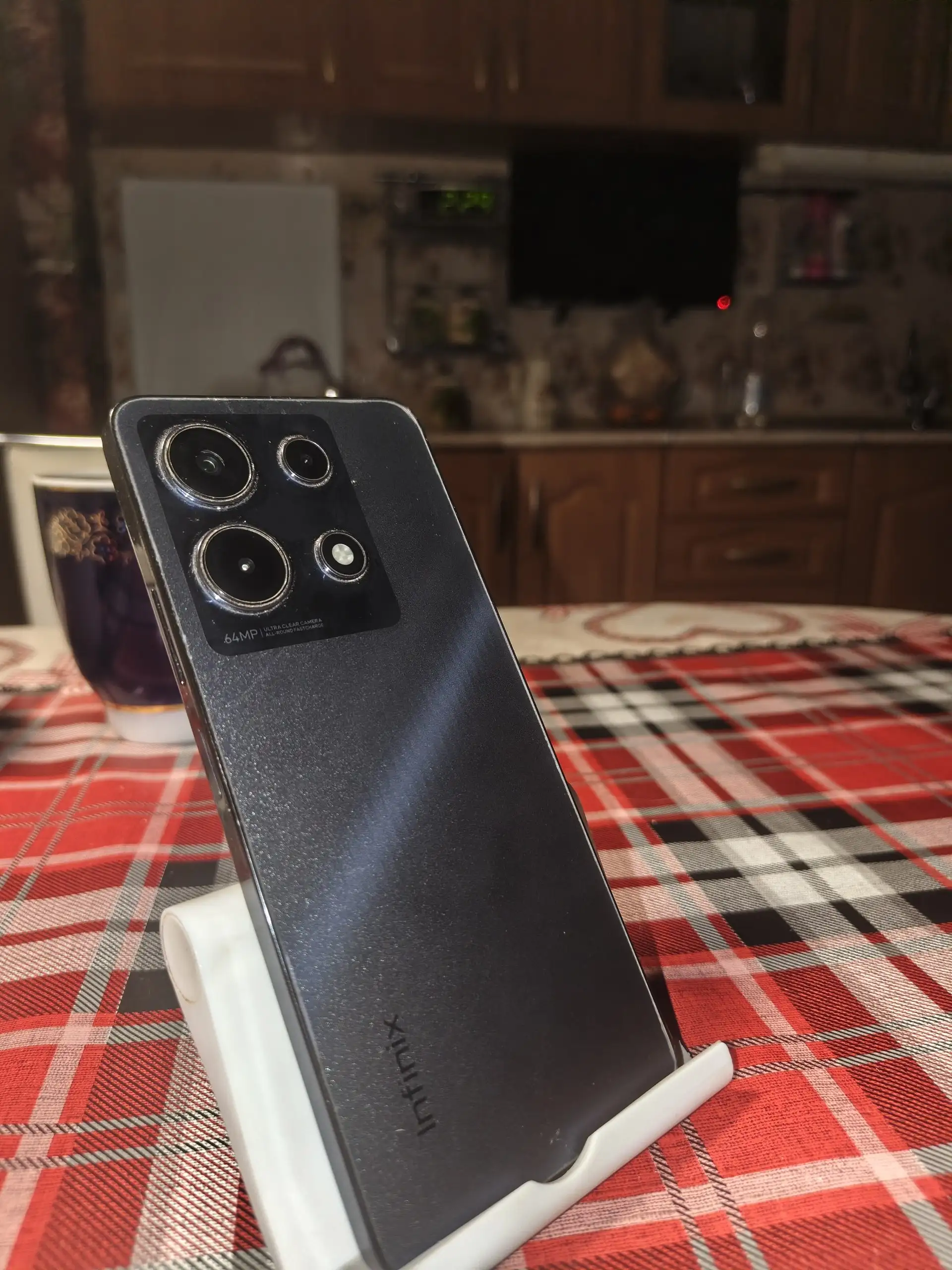 Телефон Infinix Note 30 с битым экраном - Смартфоны и телефоны (Электроника) в Оренбург