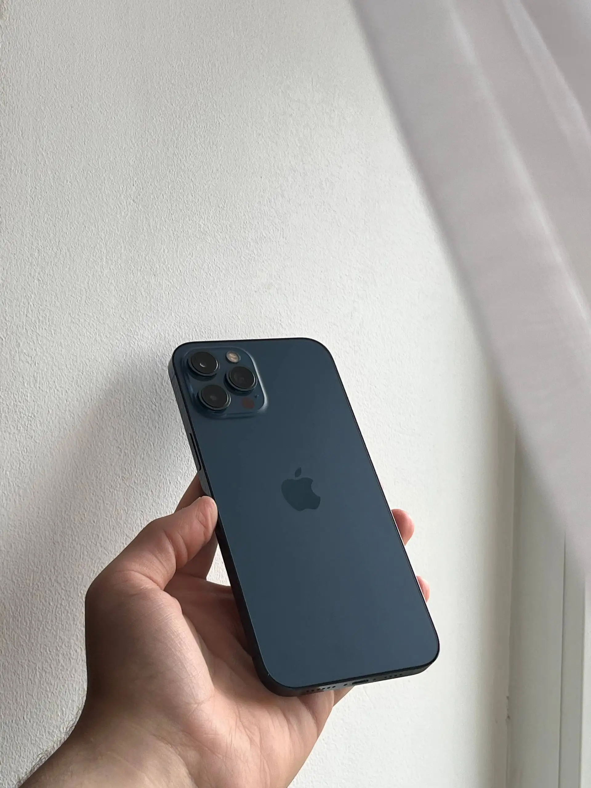 Продам iPhone 12 Pro Max 256 GB - Смартфоны и гаджеты (Электроника) в Оренбург