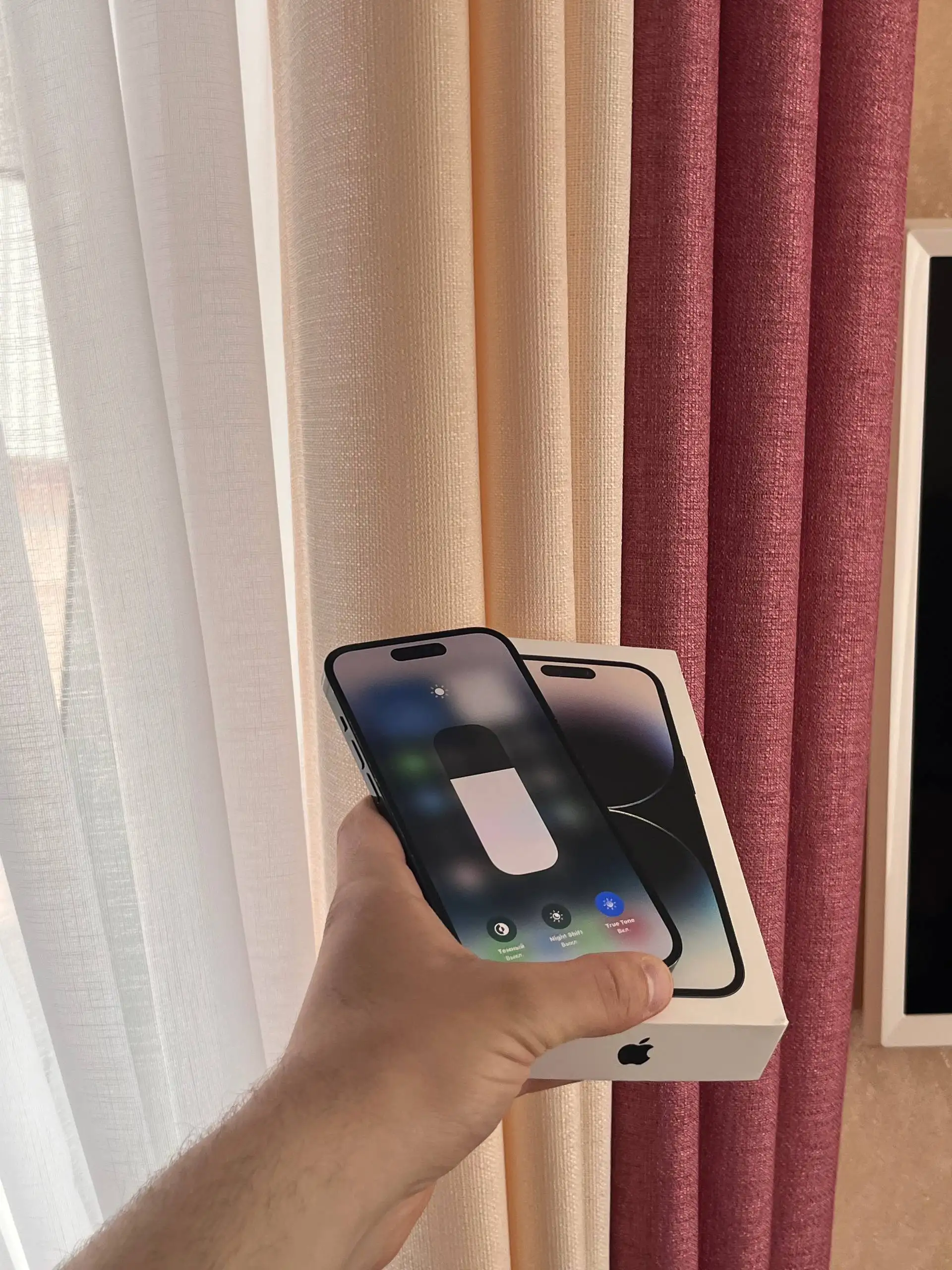 Продам iPhone 14 Pro 256 GB Black - Электроника в Оренбург