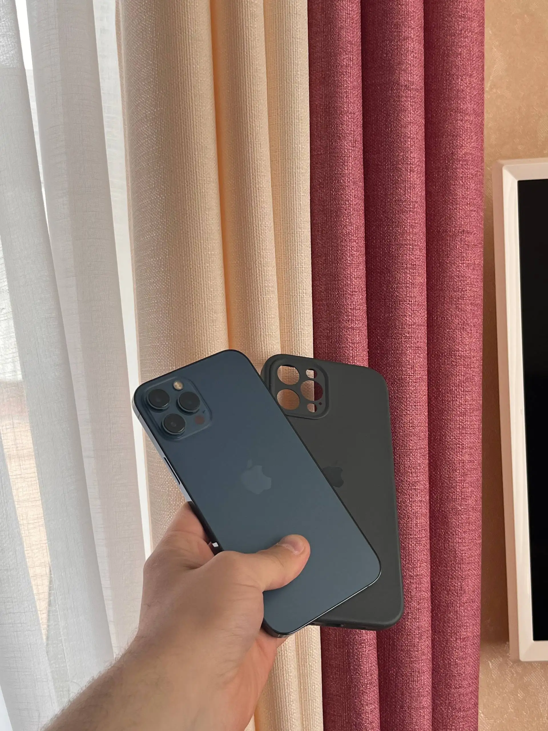 Продам iPhone 12 Pro Max 256 GB Pacific Blue - Мобильные телефоны (Электроника) в Оренбург