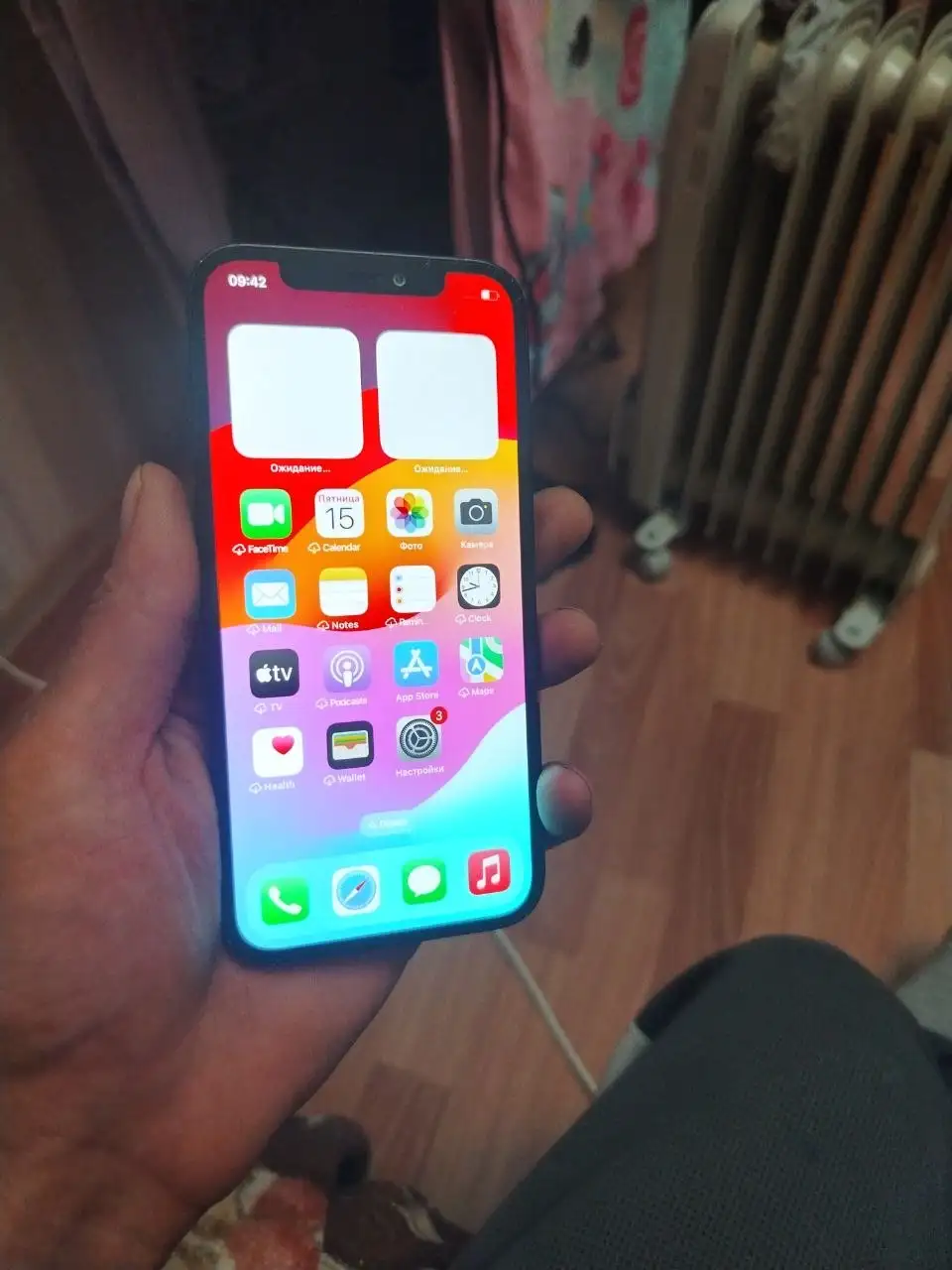 Продам iPhone 12 с дефектами - Смартфоны и аксессуары (Электроника) в Оренбург