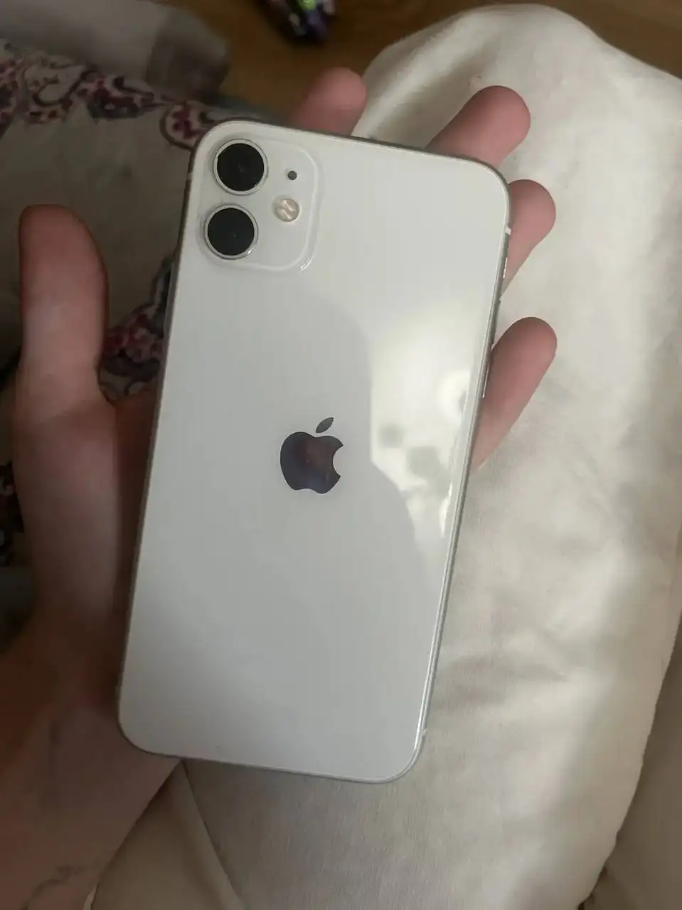 iPhone 11 64GB в хорошем состоянии - Смартфоны и гаджеты (Электроника) в Оренбург