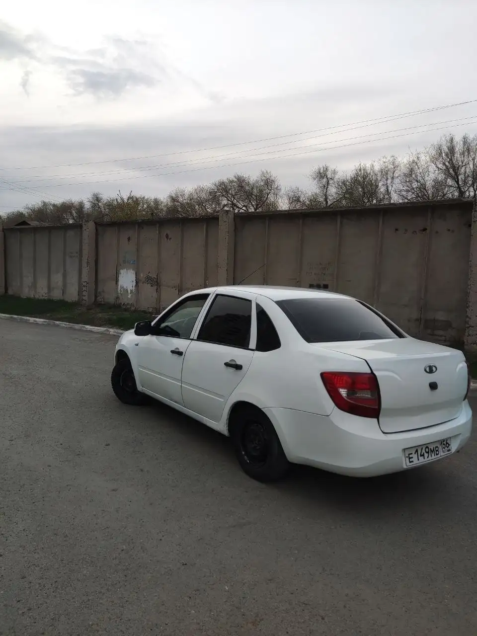Лада Гранта 2013 года - Легковые автомобили (Авто) в Оренбург