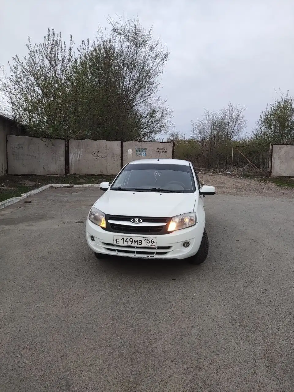 Лада Гранта 2013 года - Легковые автомобили (Авто) в Оренбург
