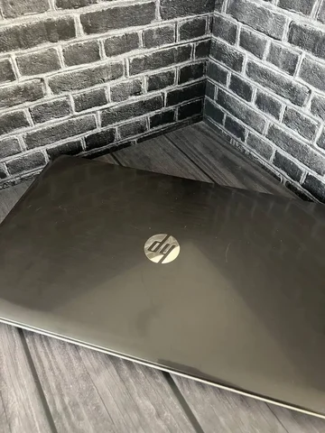 HP ноутбук в неисправном состоянии - Электросамокаты в Оренбург