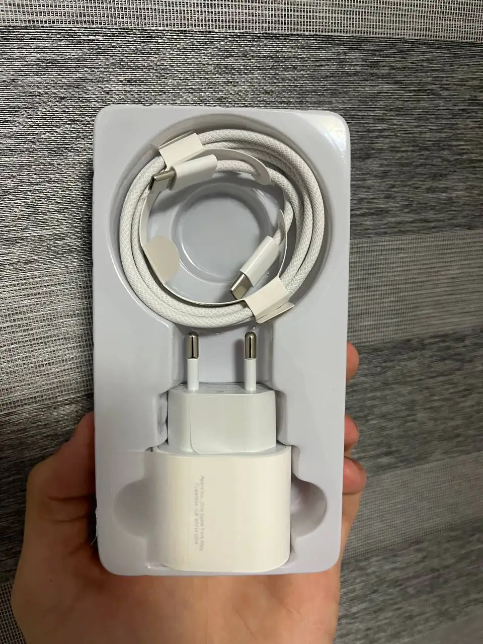 Зарядка Apple 25W Type-C - Зарядные устройства (Электроника) в Оренбург