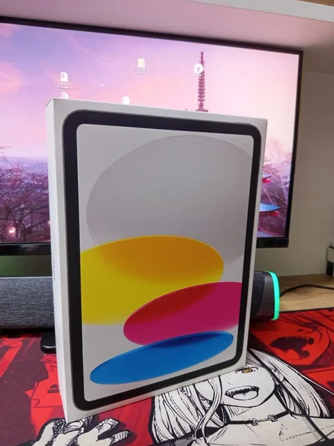 Продам iPad A16 (2025) 128GB - Наушники в Оренбург