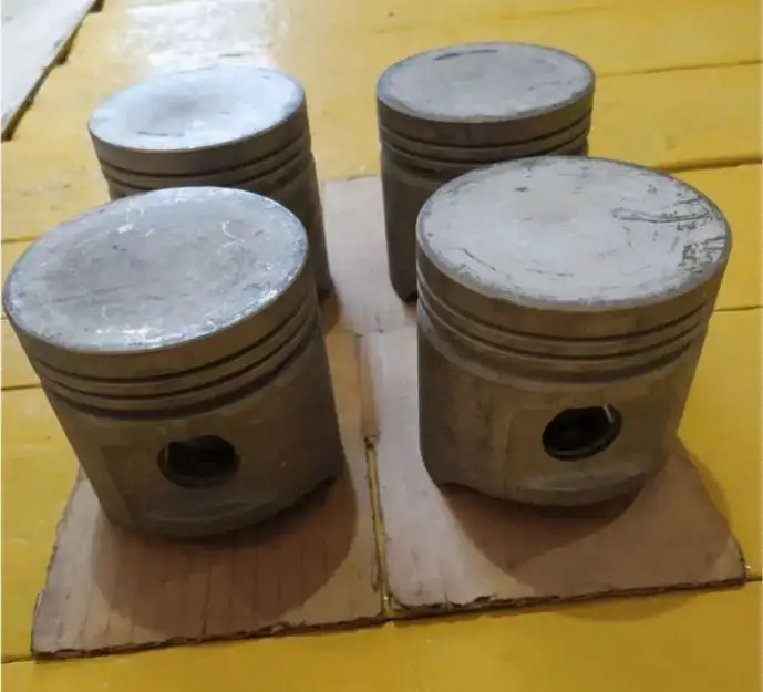 Продажа поршней ЗМЗ 402 и 3МЗ 417 ГБЦ - Автозапчасти (Запчасти) в Чита