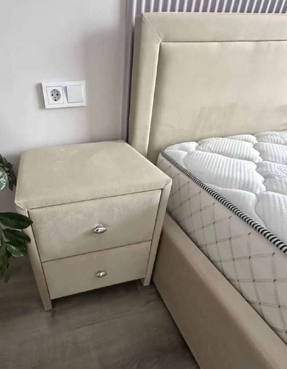 Спальный гарнитур Askonа бежевый с кроватью 160x200 - Мебель (Для дома и дачи) в Чита