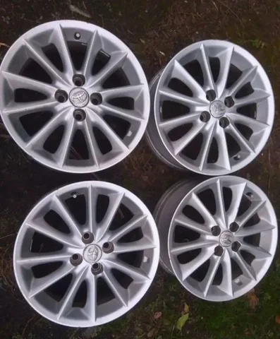 Покупка литья на 16 с зимней резиной - Минивэны в Чита