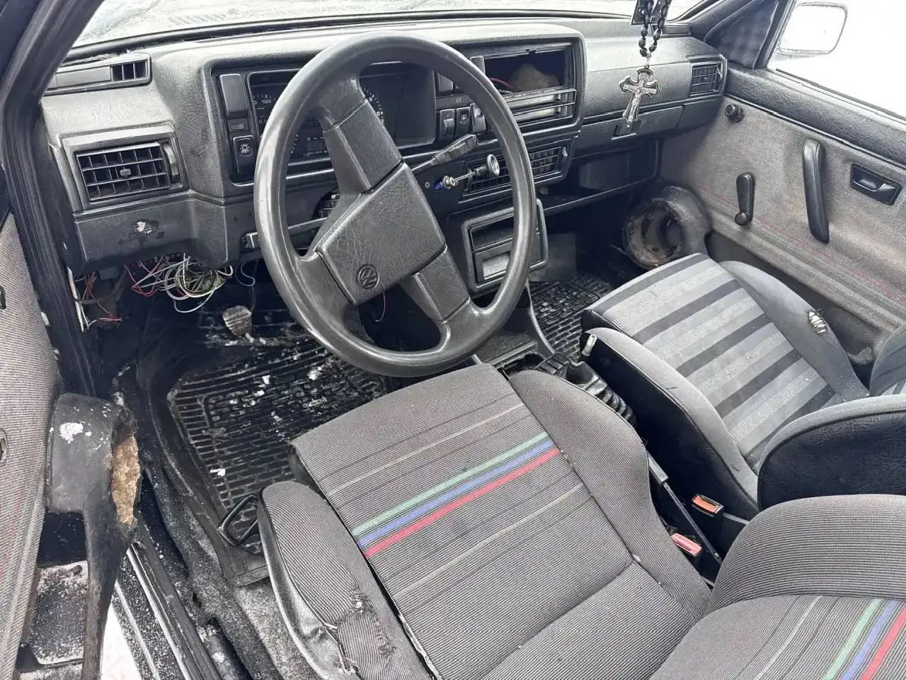 Автомобиль с неисправным сцеплением для восстановления - Авто в Казань