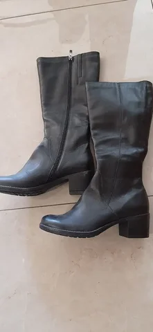 Продажа новых демисезонных сапог 38 размера - Платья в Чита