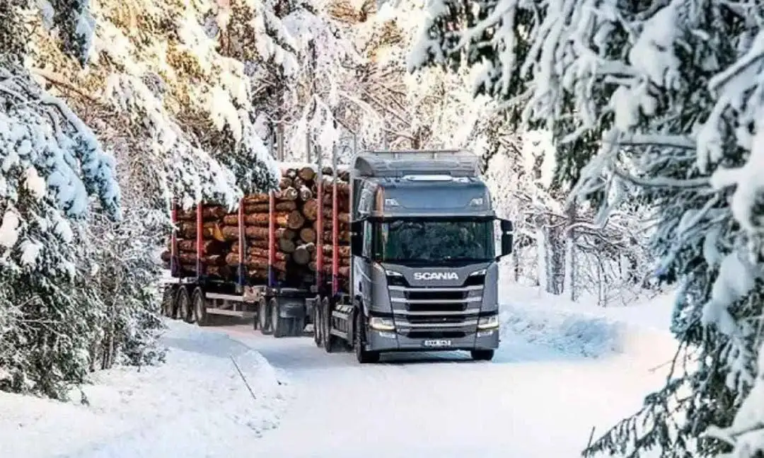 Требуются водители лесовозов SCANIA в Жигаловском районе - Водитель (Работа) в Чита