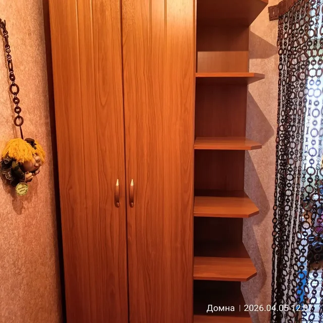 Продам прихожую: шкаф, тумба с зеркалом и вешалка - Продукты питания в Чита