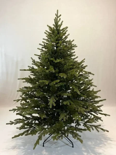 Искусственная ель София - частное объявление в Чита