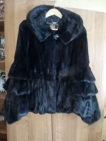 Продам шубку автоледи, размер 46, оригинальная модель - Одежда в Чита