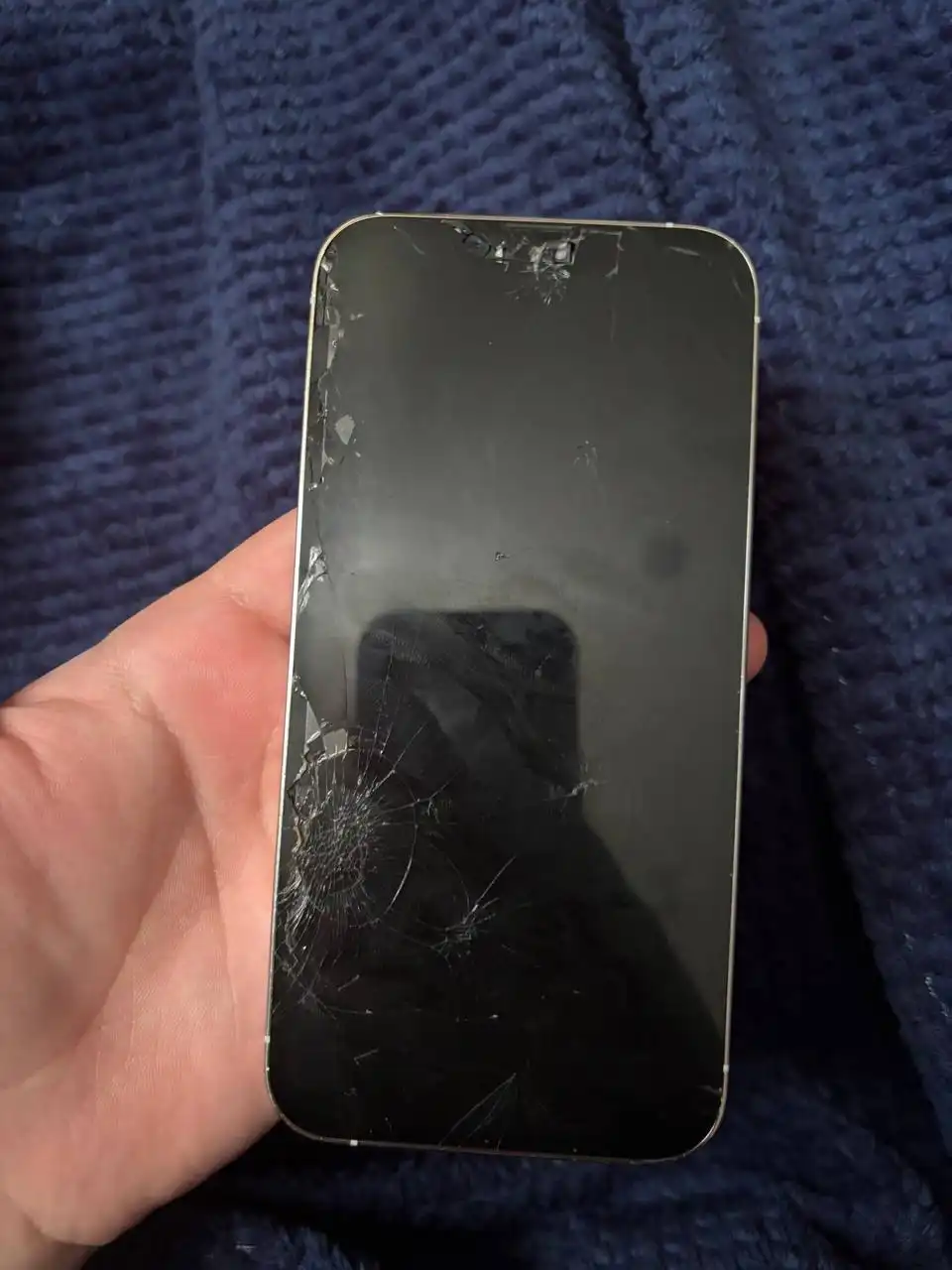 Продам Айфон 13 Pro 128ГБ