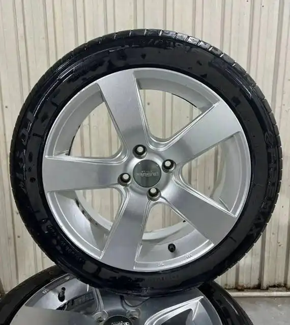 Колеса R16 4x100 на летней резине 2025 года - Колеса и диски (Запчасти) в Чита