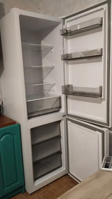 Продам новый холодильник при переезде - Холодильники в Чита