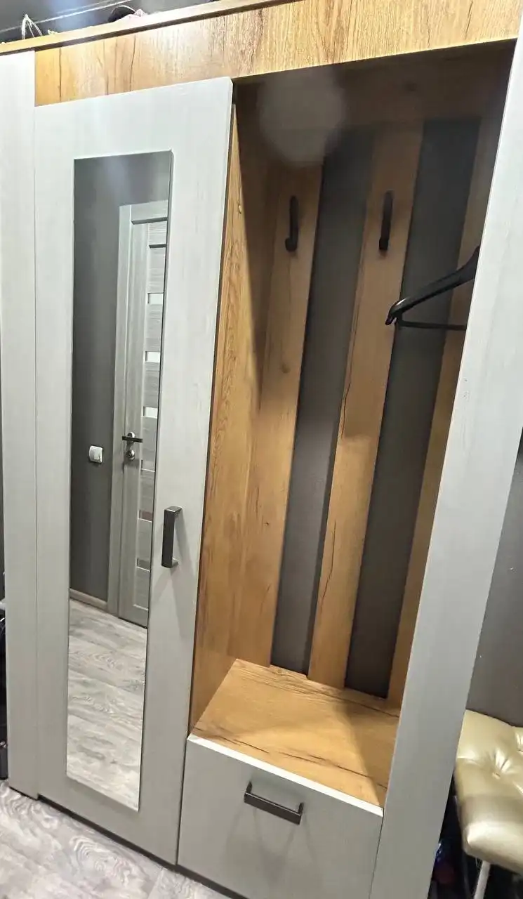 Продам прихожую в идеальном состоянии - Мебель (Барахолка) в Чита