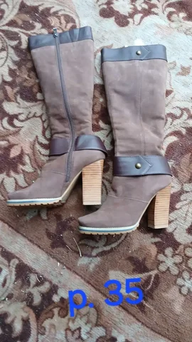 Зимняя обувь 35 размера натуральная - Штаны/Брюки в Чита