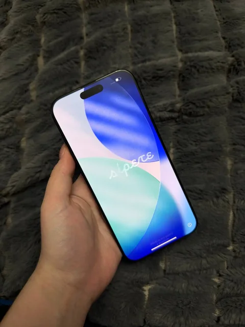 Айфон 16 про Макс с гарантией и аксессуарами - Наушники в Чита