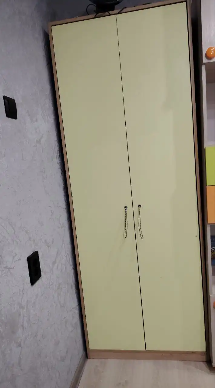 Продам шкаф 2-створчатый - Мебель (Для дома и дачи) в Чита