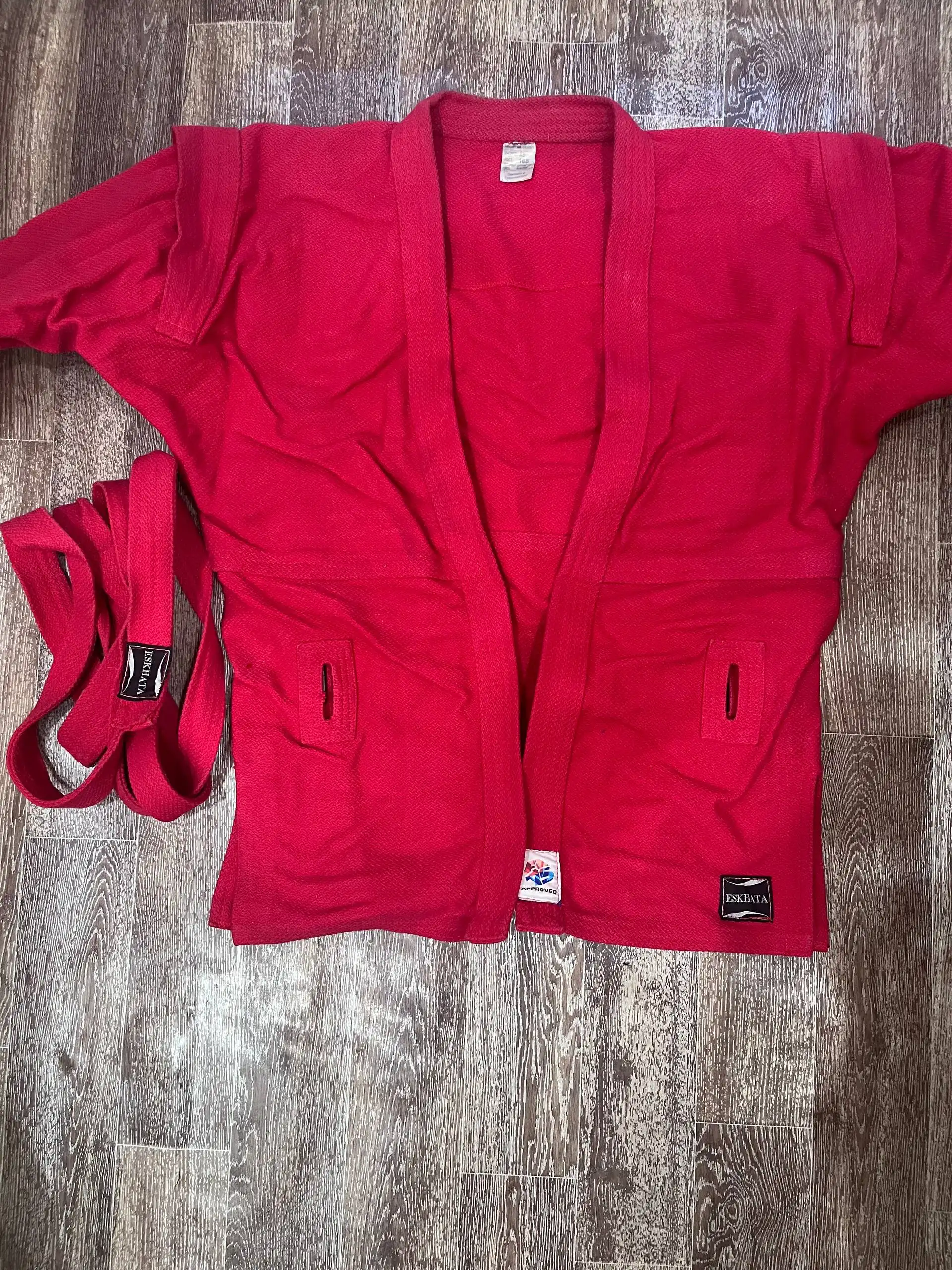 Продам форму для Самбо - Спортивная одежда (Одежда) в Чита