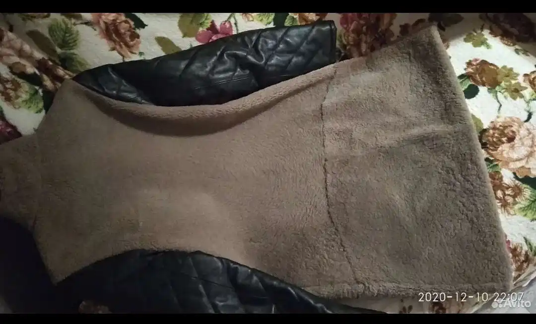 Продам цигейку рукава из натуральной кожи размер 46-48 - Верхняя одежда (Одежда) в Чита