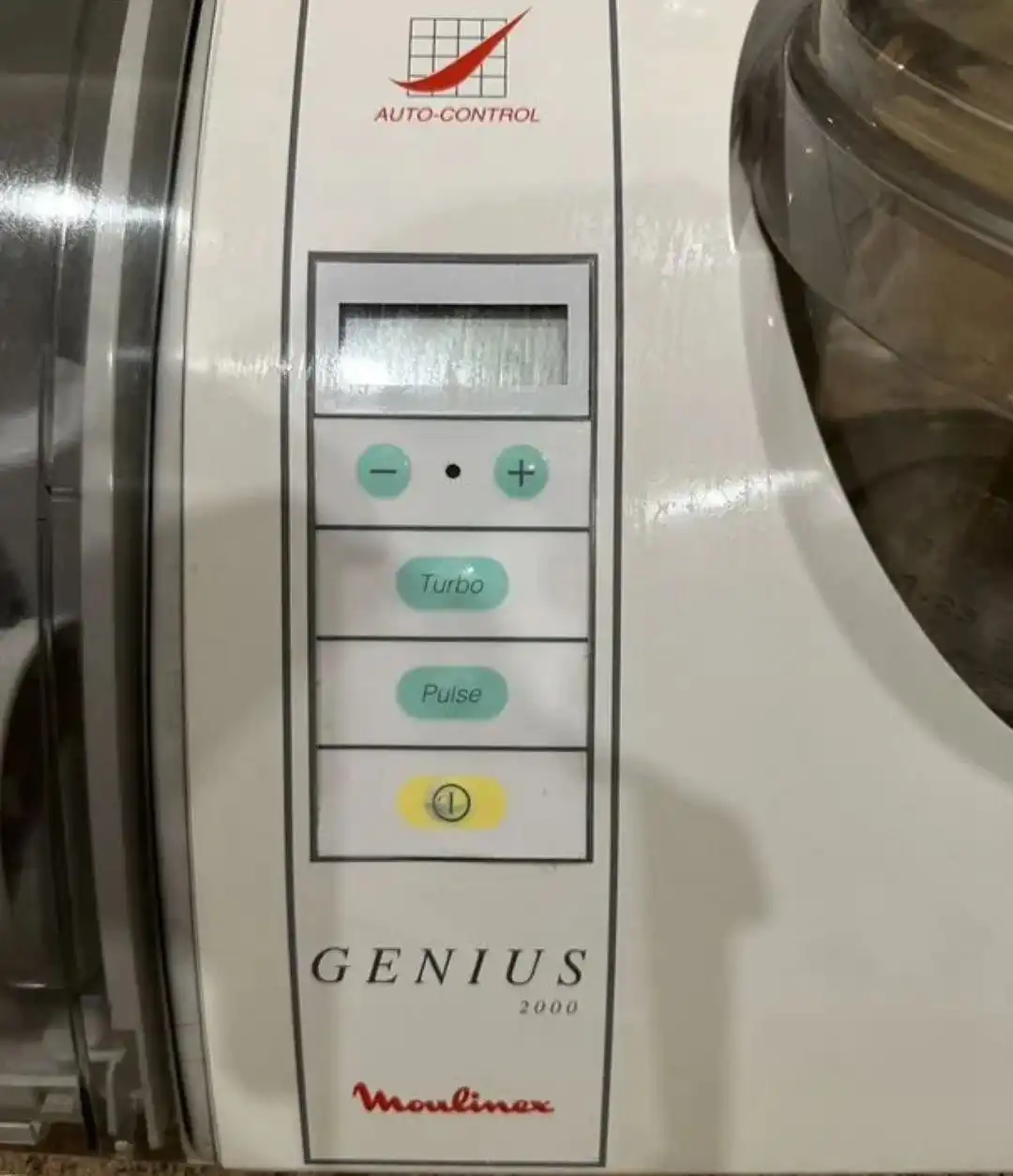 Кухонный комбайн и морозильник отдам даром - Барахолка в Чита