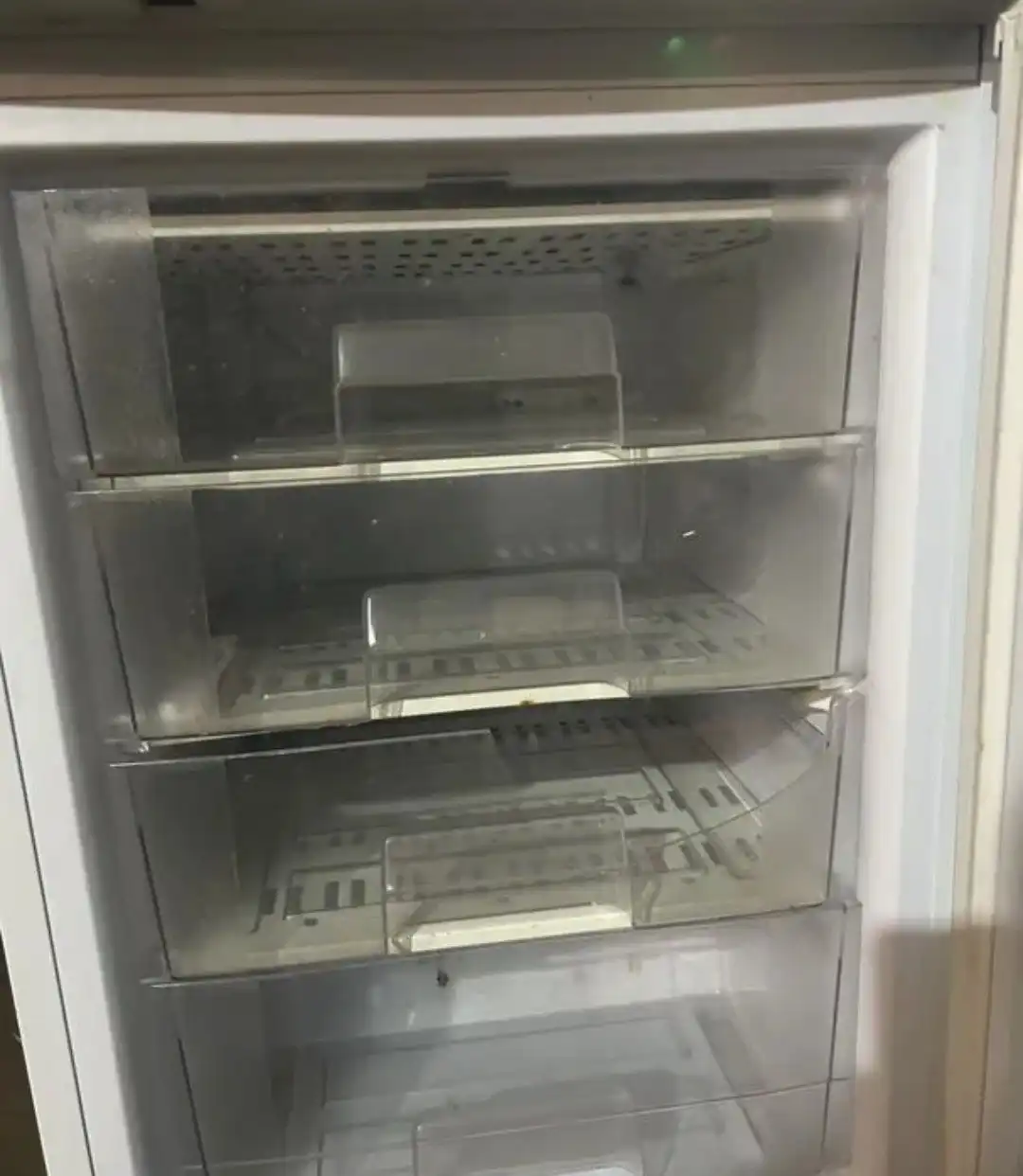 Кухонный комбайн и морозильник отдам даром - Барахолка в Чита