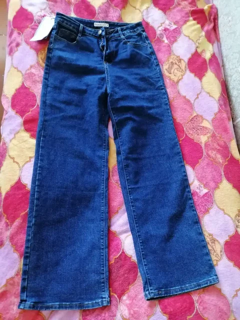 Новые женские джинсы размер 33 - Шубы в Чита