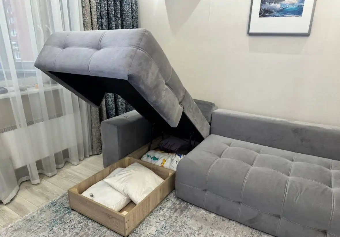 Продается угловой диван серого цвета с левым углом - Мебель (Барахолка) в Чита