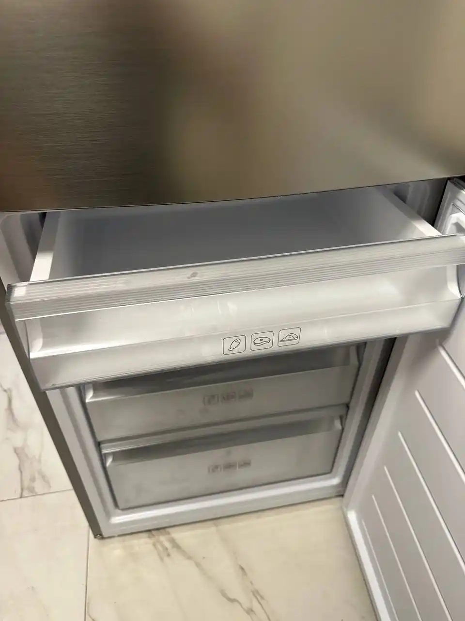 Продаем холодильник Haier